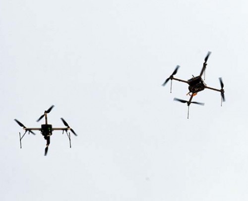 పాక్‌ డ్రోన్‌ను తరిమికొట్టిన బీఎస్‌ఎఫ్‌