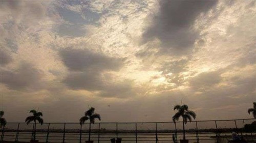 దక్షిణ కర్నాటక, రాయలసీమ మీదుగా ఉపరితల ద్రోణి