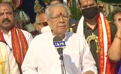 దుర్గమ్మను దర్శించిన గవర్నర్‌ దంపతులు