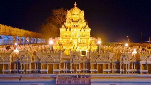 దుర్గ గుడి హుండీలో చోరీ... మరో ట్విస్ట్