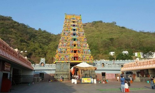 దుర్గగుడి పాలకమండలి రాజీనామా..