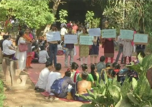 ఇఎస్‌ఐ ఆసుపత్రి సిబ్బంది సమ్మె 