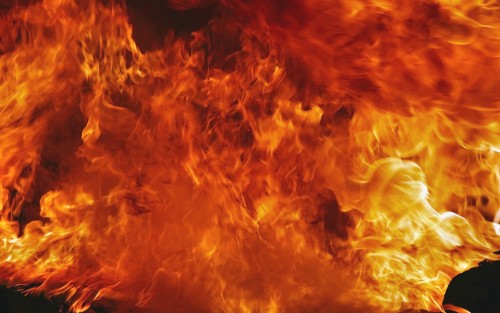 అచ్యుతాపురంలో భారీ అగ్నిప్రమాదం