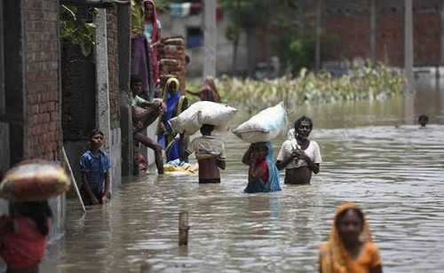 జలదిగ్బంధంలో కోనసీమ ప్రాంతం