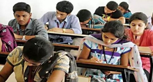 డిగ్రీ ఫైనల్‌ ఇయర్‌ పరీక్షలపై యూజీసీ స్పష్టీకరణ

