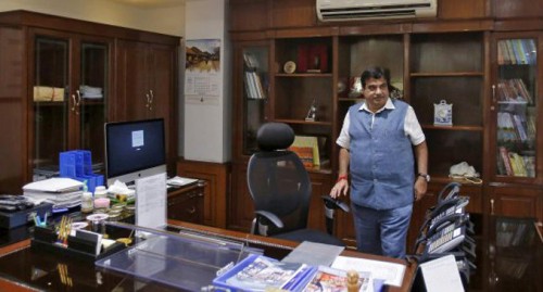 త్వరలో పూర్తిస్థాయిలో చాబహార్‌ పోర్టు పనులు : గడ్కరీ 