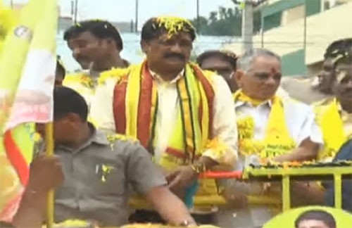 ప్రచారంలో దూసుకుపోతున్న గంటా శ్రీనివాసరావు