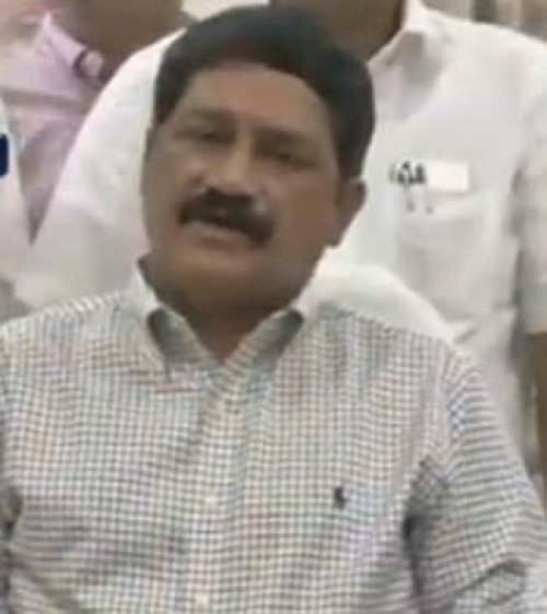 ఇకపై ఒప్పంద ఉద్యోగులకు 12నెలల వేతనం : మంత్రులు