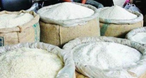 గుంటూరులో అక్రమ రేషన్ బియ్యం పట్టివేత