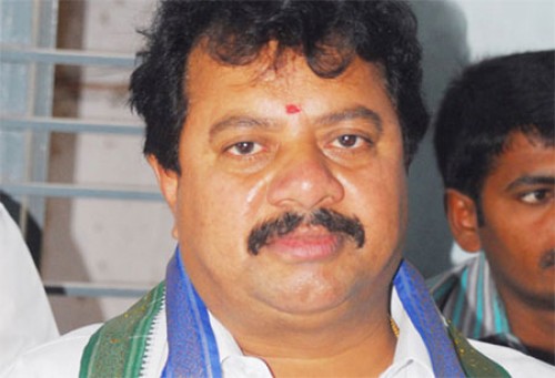 అనంతపురంలో టీడీపీకి రాజీనామా చేసిన గుర్నాథ్ రెడ్డి!
