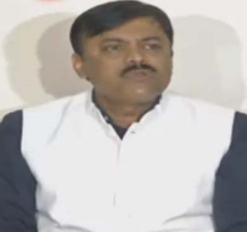 బీజేపీ ఎంపీ జీవీఎల్ కు టీడీపీ ఎమ్మెల్యే ప్రివిలేజ్‌ నోటీసు