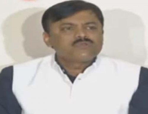 రాజకీయాలకు అతీతంగా జిల్లా అభివృద్దికి కృషి : జీవీఎల్