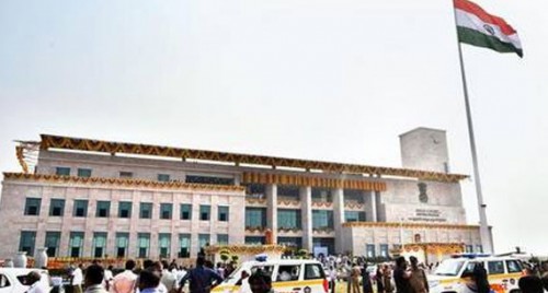 రంగుల మార్పు పై హైకోర్టు తీర్పు