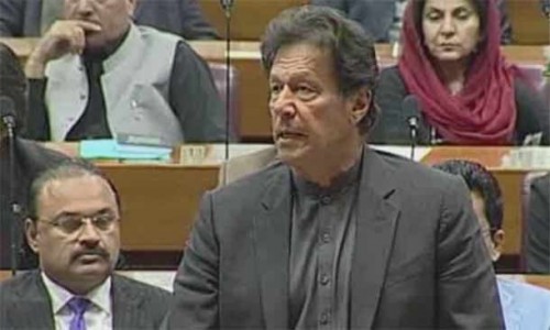 అభినందన్ ను విడుదల చేస్తున్నట్టు ఇమ్రాన్ ఖాన్ ప్రకటన