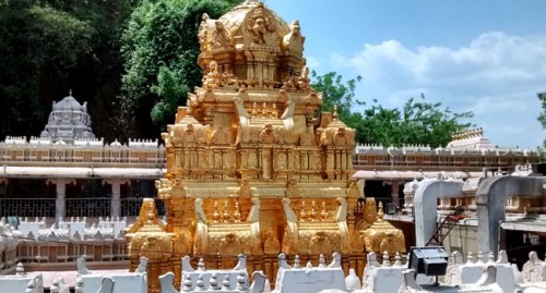 ఇంద్రకీలాద్రిపై మూడో రోజు ఏసీబీ దాడులు