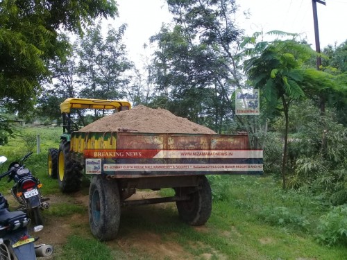 ఇసుక అక్రమంగా తరలిస్తున్న 6 ట్రాక్టర్లు స్వాధీనం