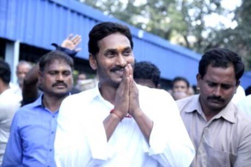 జగన్ కోసం కాన్వాయ్ రెడీ