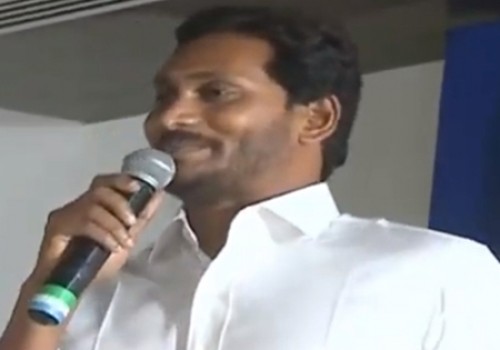 అవినీతికి ఏమాత్రం అవకాశం ఇవ్వొద్దు : వైఎస్ జగన్