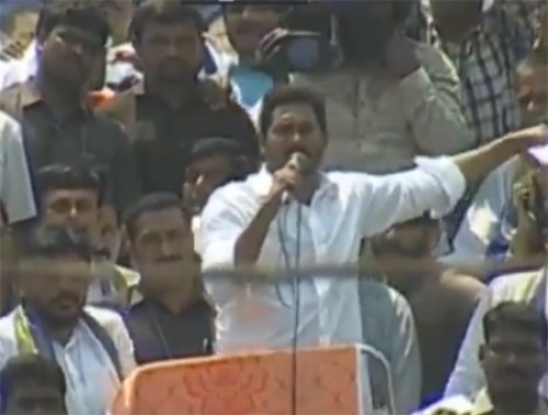 చెరుకు రైతులకు గిట్టుబాటు ధర అందడం లేదు : జగన్