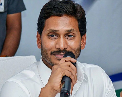 జగన్ నిర్ణయంతో ఉద్యోగుల్లో హర్షం