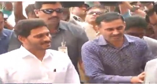 ఢిల్లీ నుంచి విజయవాడ బయల్దేరిన సీఎం జగన్‌