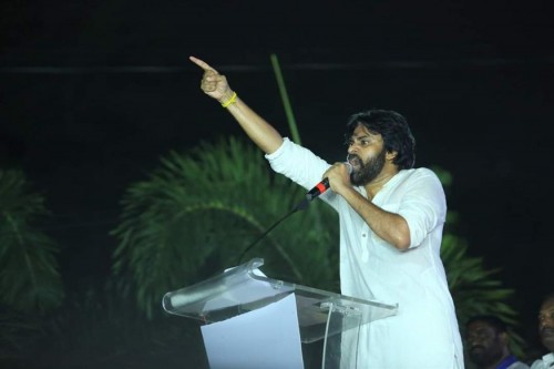 పవన్ మూడు పెళ్లిళ్ల కామెంట్స్‌‌పై జగన్‌కు జనసేన ఘాటు ప్రశ్న