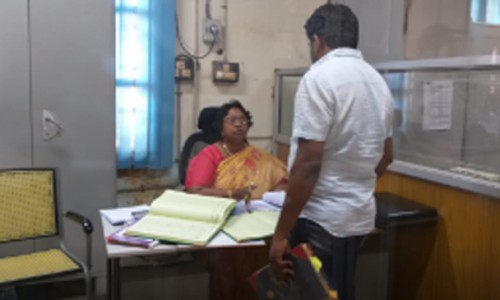 జేఎన్టీయూ కాకినాడలో ఐటీ దాడులు