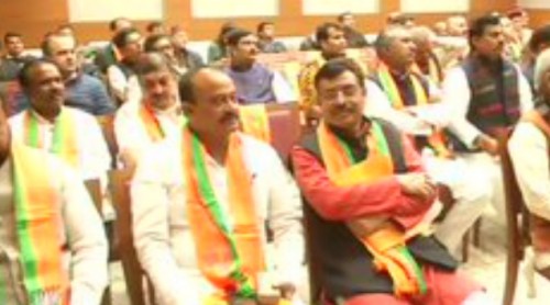సిఎఎపై బిజెపి నేతలతో నడ్డా భేటీ