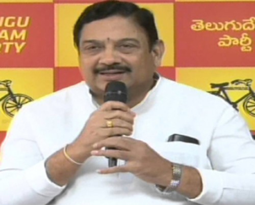 రాజకీయ లబ్ధి కోసమే పార్టీ మారుతున్నారు: కళా వెంకట్రావు