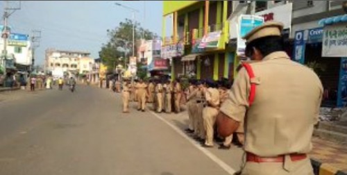 మరో మారు కర్ఫ్యూ తలపిస్తున్న సచివాలయం పరిసర ప్రదేశాలు