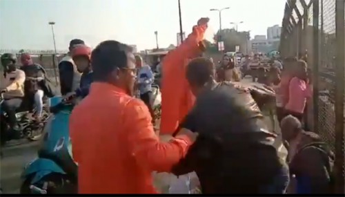 క‌శ్మీరీ వ్యాపారుల‌పై హిందూ ద‌ళ్ దాడులు