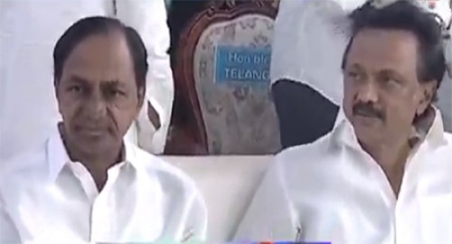 వేదిక చేరుకున్న కేసీఆర్, స్టాలిన్