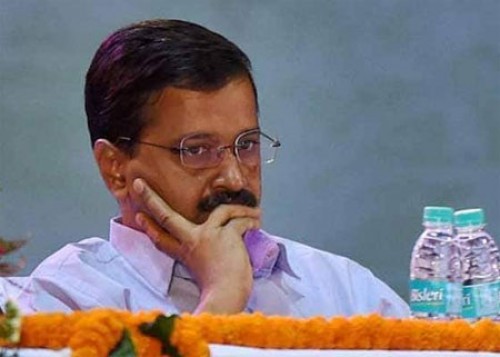బుల్లెట్ తో సీఎం కేజ్రీవాల్ నివాసానికి ఒక వ్యక్తి