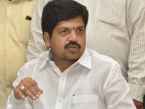 బెయిల్ పై కొల్లు ర‌వీంద్ర విడుద‌ల