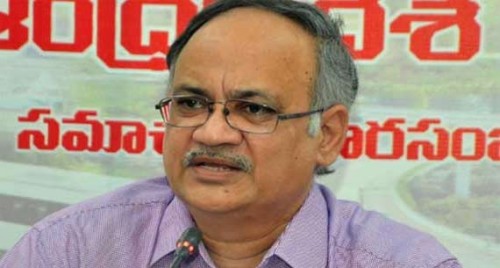 వైసీపీ నేత విజయసాయిరెడ్డికి సిగ్గు, శరం లేదు: కుటుంబరావు