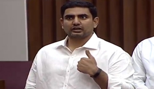 గందరగోళం మధ్య ఏపీ శాసన మండలి రేపటికి వాయిదా
