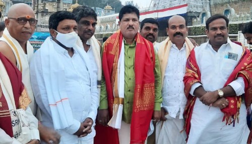 శ్రీవారి సన్నిధిలో కూకట్‌పల్లి ఎమ్మెల్యే మాధవరం