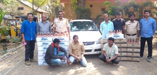 అక్రమంగా రవాణా చేస్తున్న మద్యం పట్టివేత
