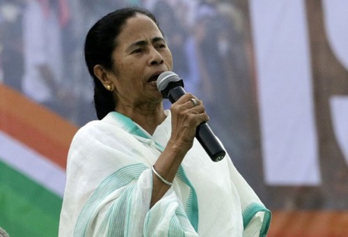 దేశాన్ని ముక్కలు చేసే ప్రయత్నాలు సాగనివ్వను : మమతా బెనర్జీ 