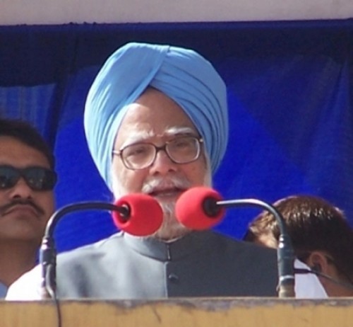 దేశంలో అసమర్థులు పెరిగిపోయారు: మన్మోహన్ సింగ్