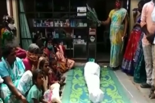 మోటార్ సైకిల్ ఢీకొని వ్యక్తి మృతి