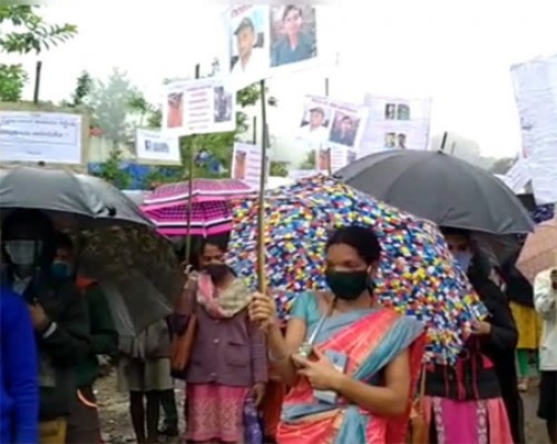 మావోలు మన్యాన్ని విడిచి వెళ్లిపోవాలని గిరిజనుల నిరసన