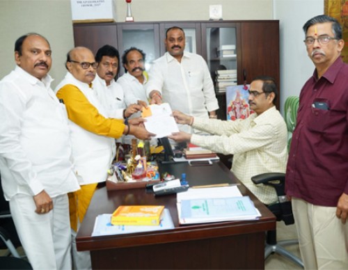 ఏపీలో ఐదుగురు ఎమ్మెల్సీల ఎన్నిక ఏకగ్రీవం