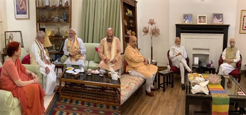 అద్వాణీ, జోషిల ఆశీస్సులు తీసుకున్న ప్రధాని మోదీ