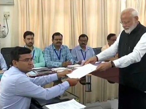 వారణాసి నుంచి మోదీ నామినేషన్ దాఖలు