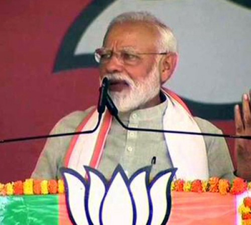 ఉగ్రవాదులపై దాడికి జవాన్లు ఈసీ అనుమతి తీసుకోవాలా?: మోడీ