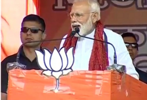 మమతాబెనర్జీ నియంత పాలనకు బీజేపీ అడ్డుకట్ట: మోడీ