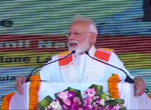 చెన్నై-మధుర మధ్య అత్యాధునిక రైలు ప్రారంభించిన మోడీ