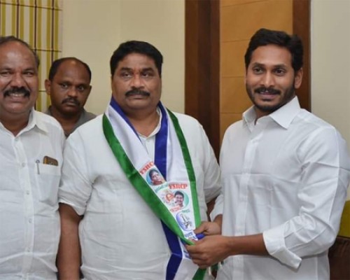 వైసీపీలో చేరిన మోదుగుల వేణుగోపాల్ రెడ్డి