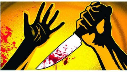 సినీ పక్కి లో కత్తులతో దాడి
